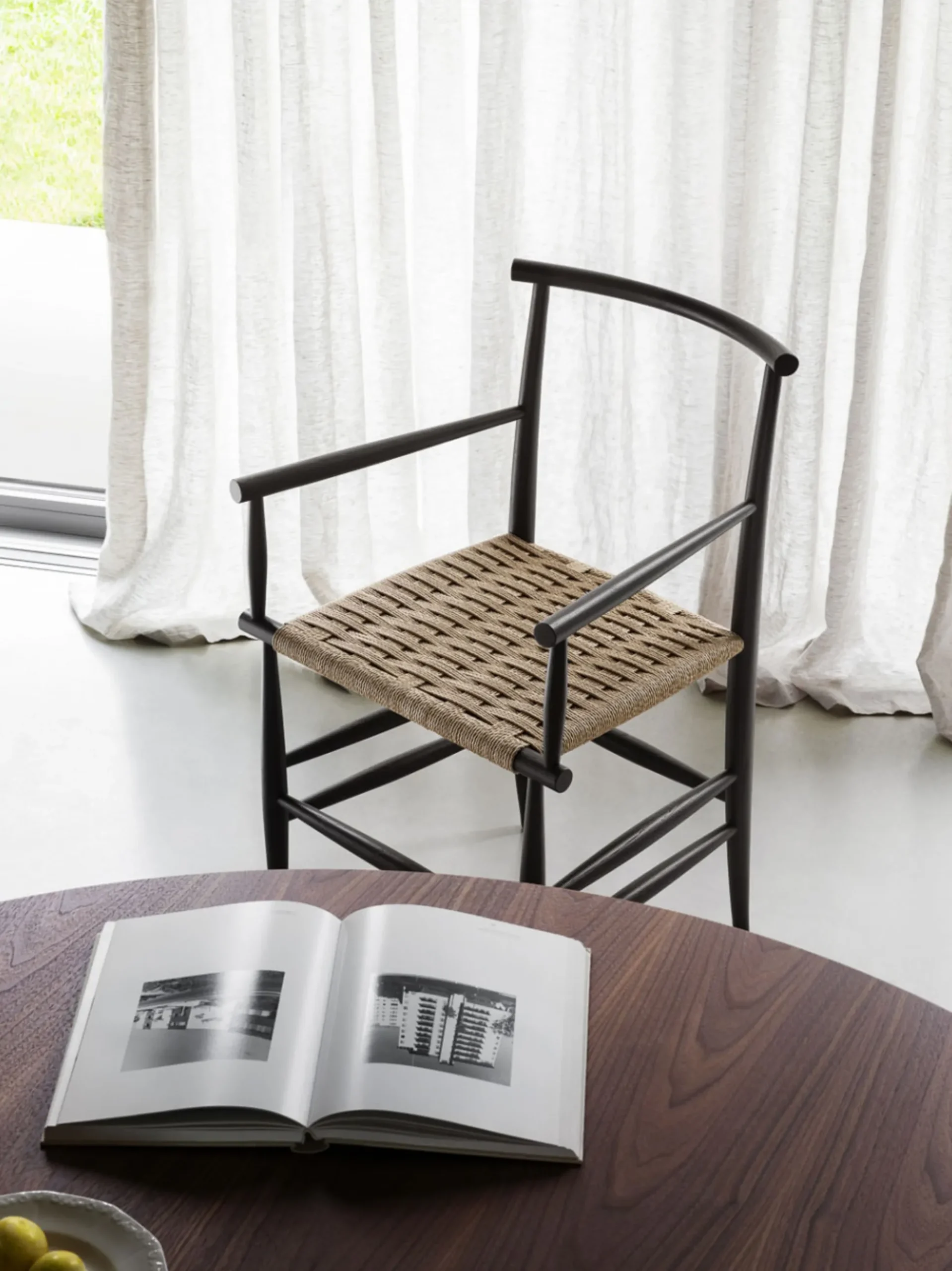 Pelleossa Armchair