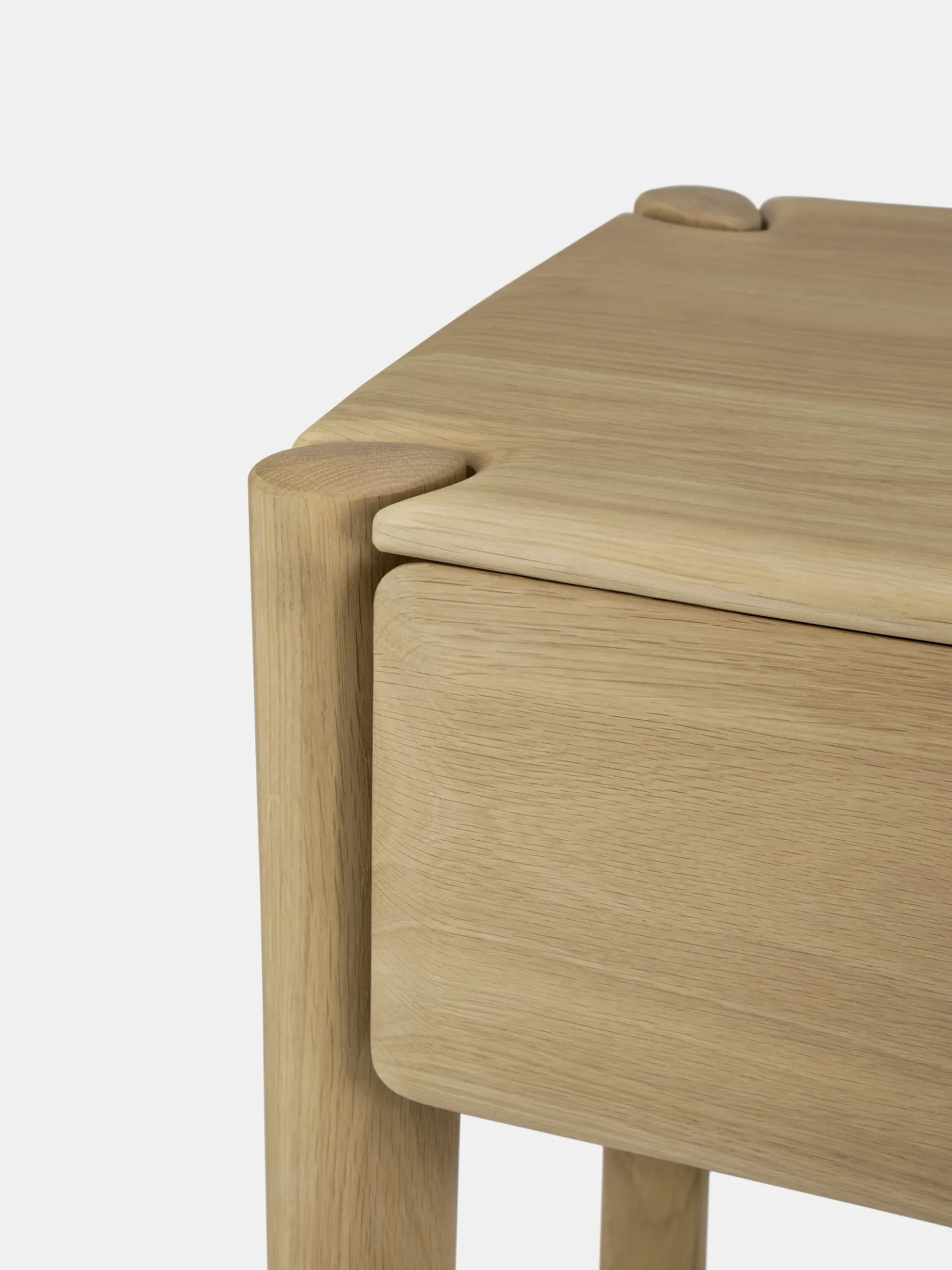 PI Bedside Table