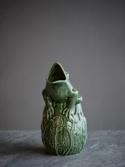 Pitcher Frog Green Espigas