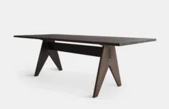 Pose Dining Table