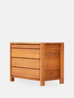 R03 Sideboard