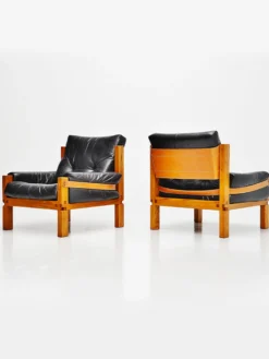 S15 Armchair