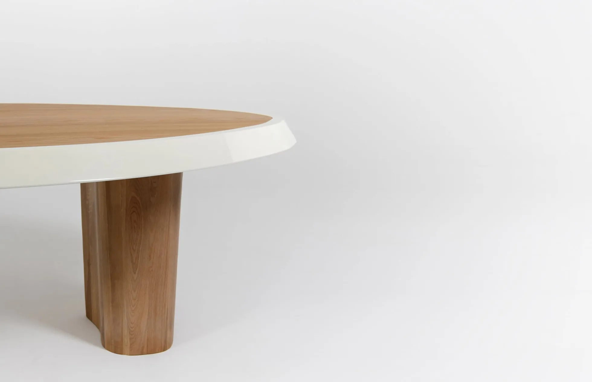 Scala Dining Table