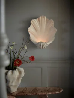 Scallop Shell Wall Light