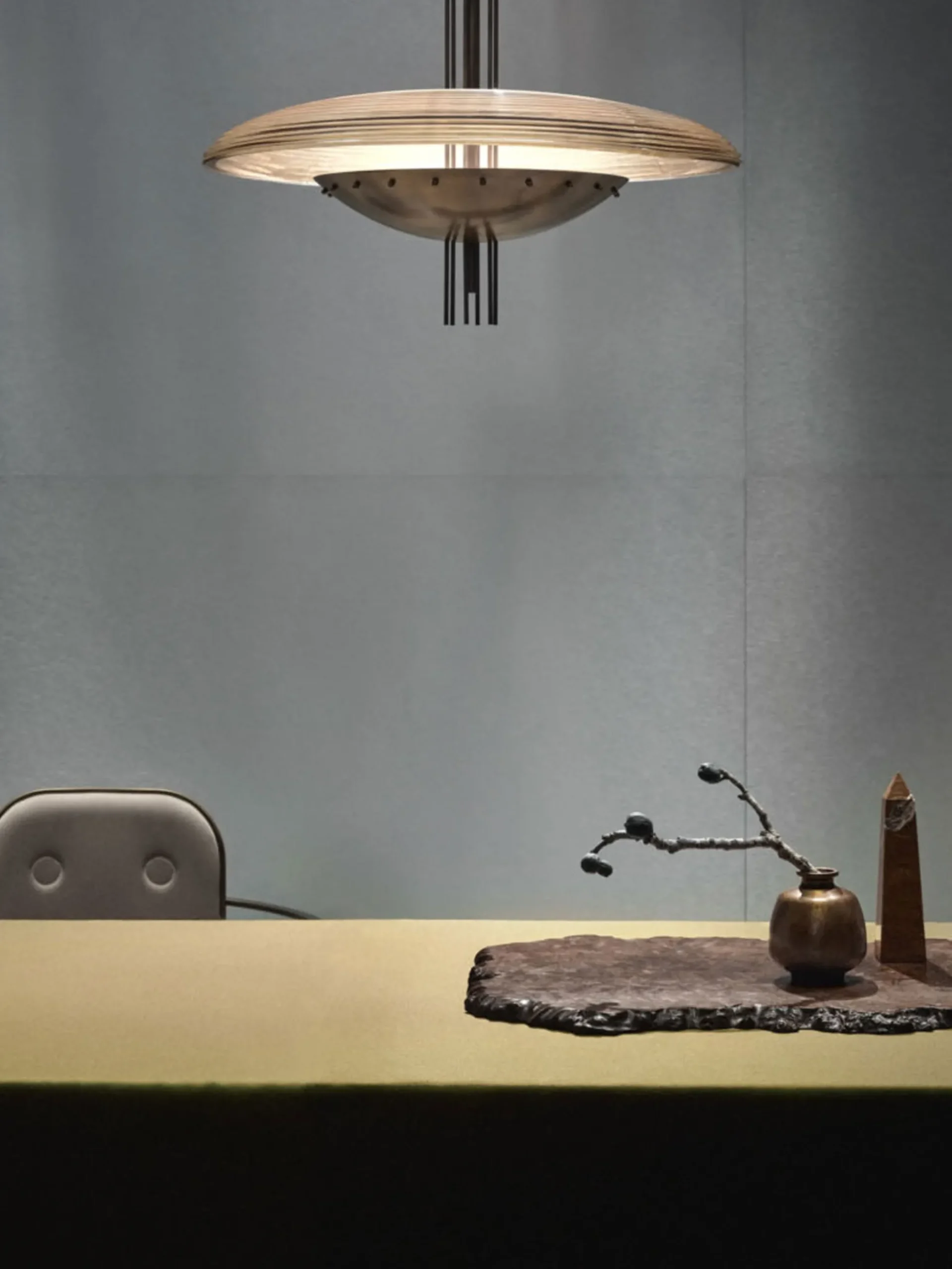 Signal Y Ceiling