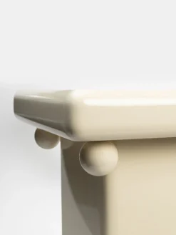 Stool Cream