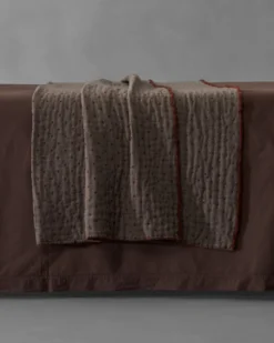 Tai Throw - Piuma