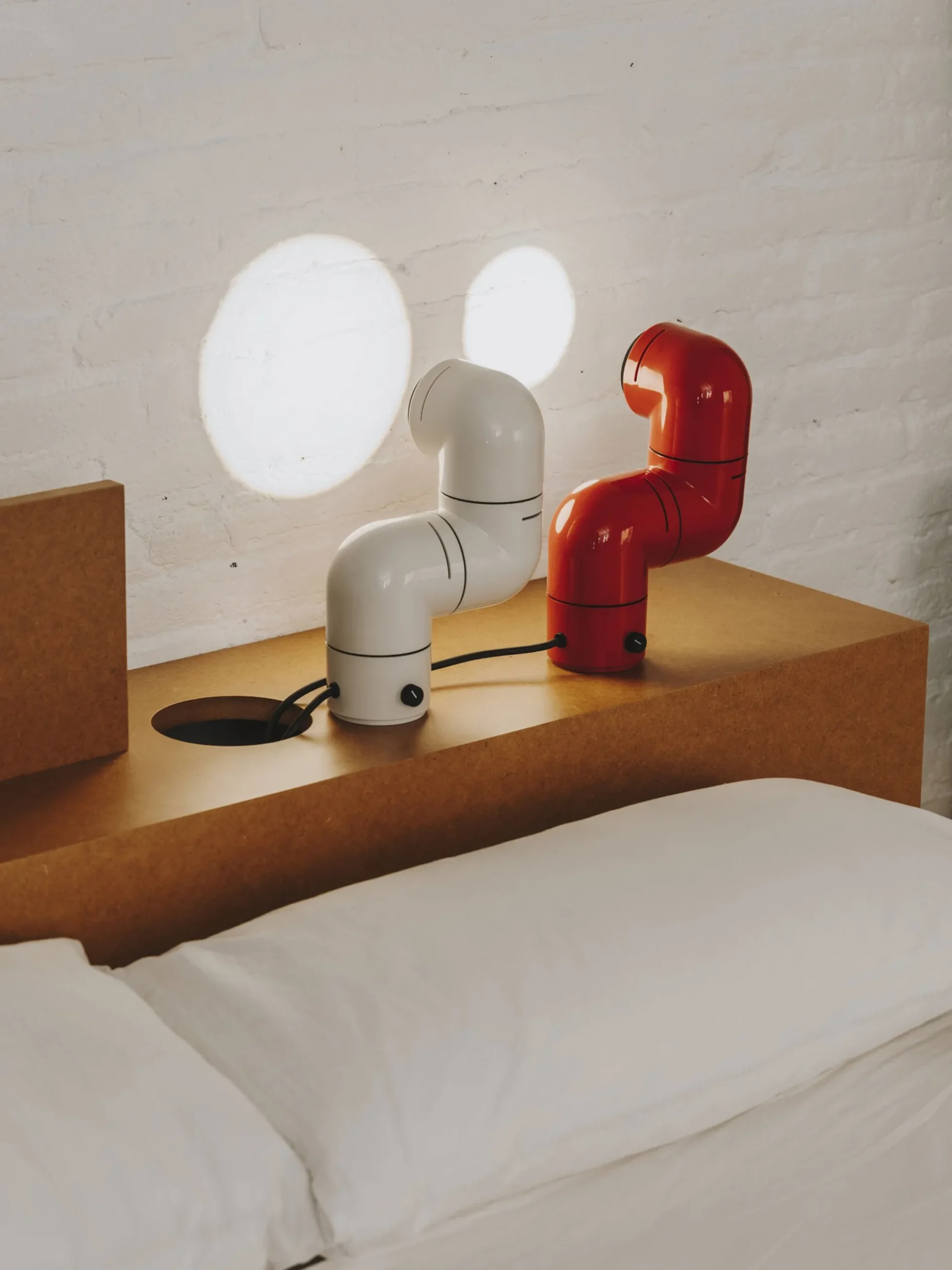 Tatu Table Lamp