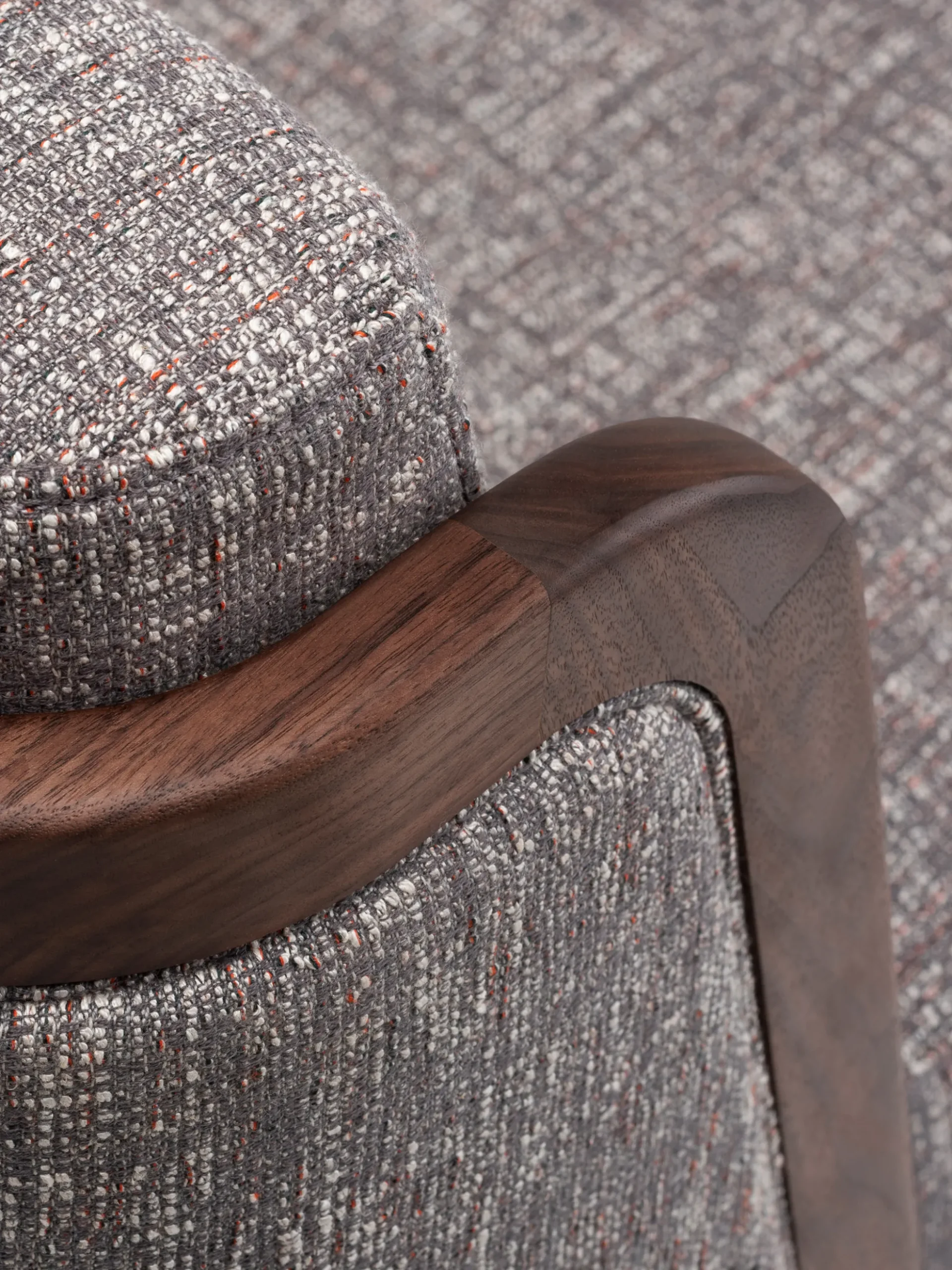 Throne Lounge Chair