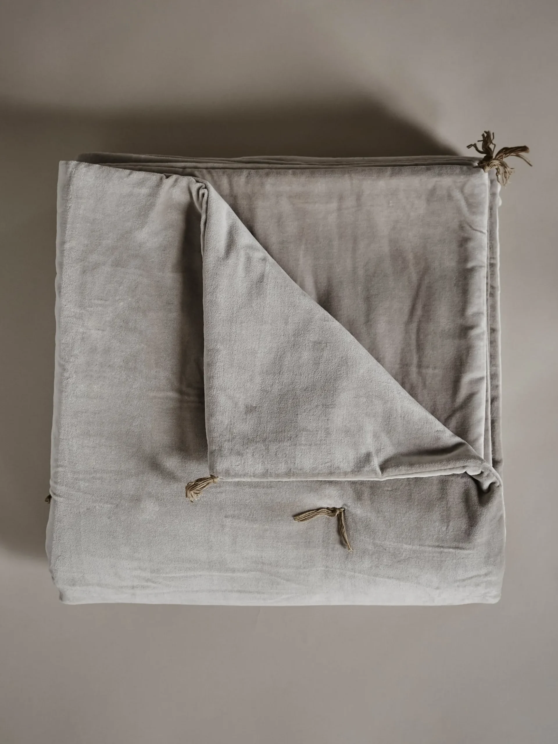 Velvet Sofacover – Light Grey