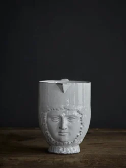 Visage Pitcher